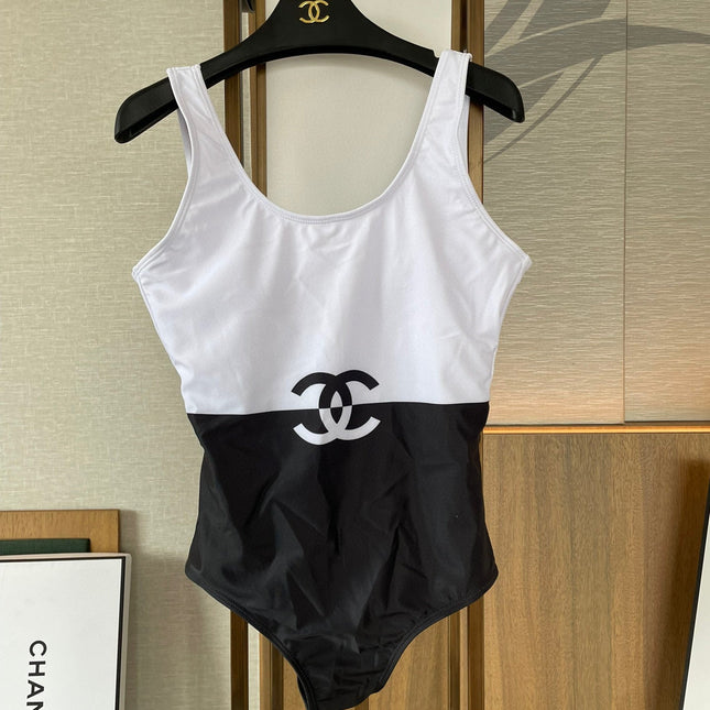 CC BIKINI SWIMSUIT SET IN BLACK AND WHITE 613717