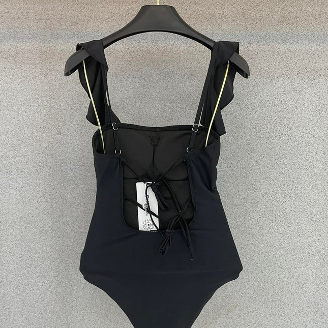 CC BIKINI SWIMSUIT SET IN BLACK ATTACHED WITH GOLD METAL LOGO 615196