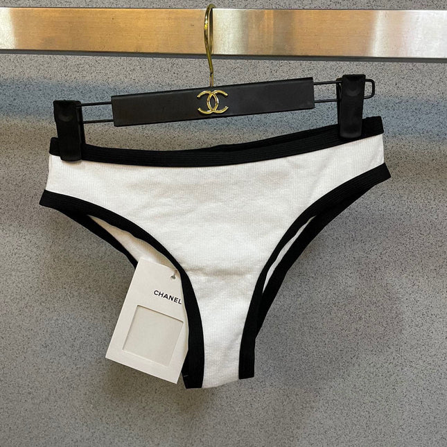 HIGH NECK SWIMSUIT IN WHITE AND BLACK TRIM 627830