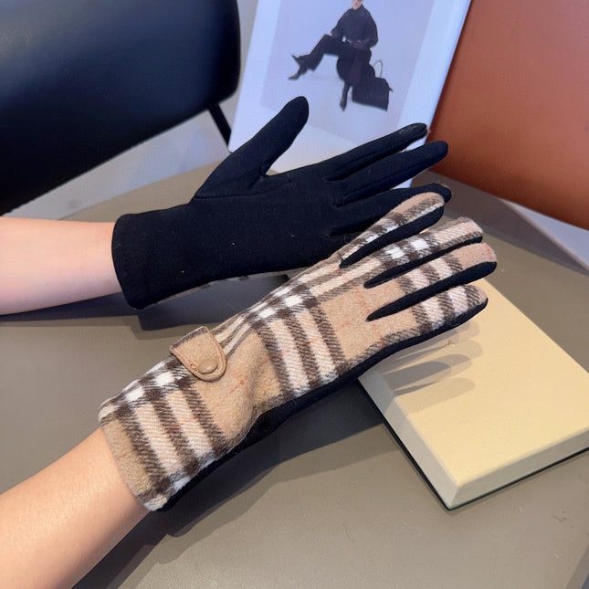 LINED GLOVES IN CAMEL BEIGE AND BLACK WOOL 453711