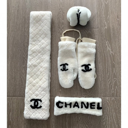 GLOVES IN WHITE RABBIT FUR AND LAMBSKIN 456404