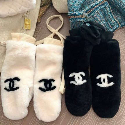 GLOVES IN BLACK RABBIT FUR AND LAMBSKIN 456405