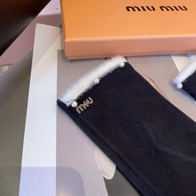 GLOVES IN BLACK WOOL MIX RABBIT FUR 458605