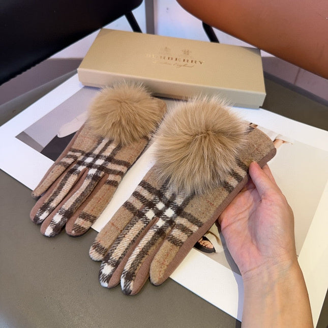 GLOVES IN CAMEL BEIGE WOOL 465019