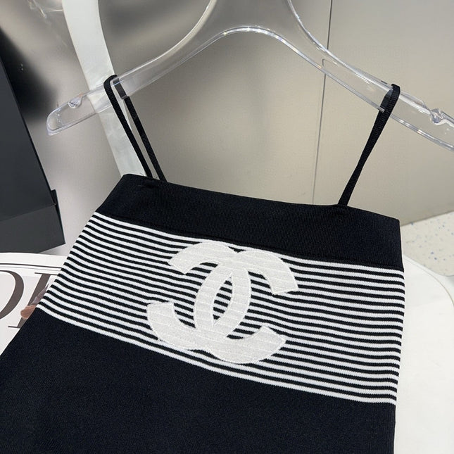 STRIPED CAMISOLE 610345 IN BLACK AND WHITE COTTON RIBBED