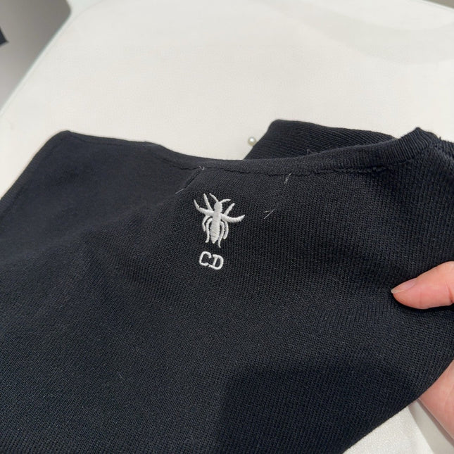 TANK TOP 633197 IN BLACK COTTON EMBOSSED PEARL