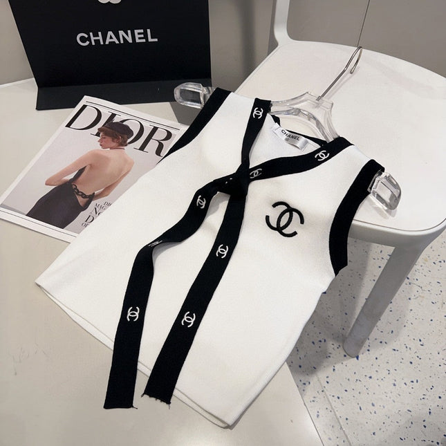 TANK TOP 624514 IN WHITE COTTON RIBBED BLACK TRIM AND BOW