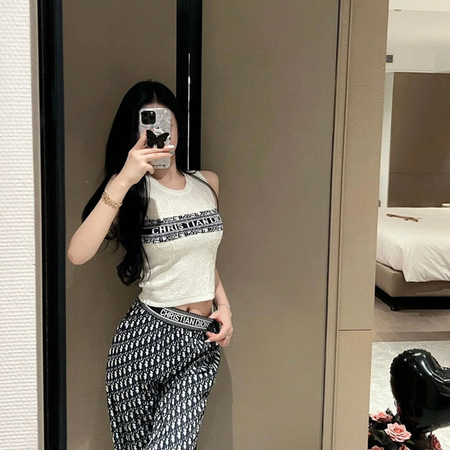 SLEEVELESS TOP 643222 IN WHITE COTTON BLACK LOGO