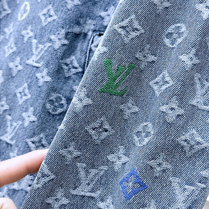 LV SHIRT JACKET IN LIGHT BLUE MONOGRAM CRAGGY DENIM 239125