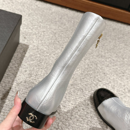 CC SHORT BOOTS IN SILVER MIX BLACK LAMBSKIN