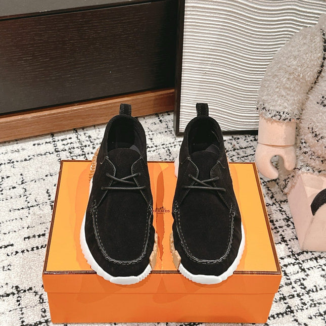 INCREASE SNEAKER IN BLACK SUEDE