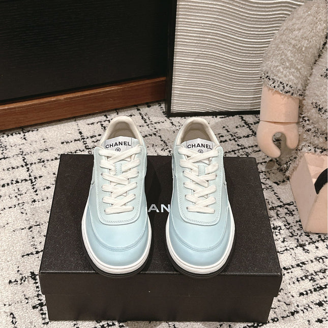 SNEAKER IN BLUE PASTEL HAND-POLISHED CALFSKIN 977829