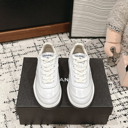 SNEAKER IN WHITE HAND-POLISHED CALFSKIN 977831