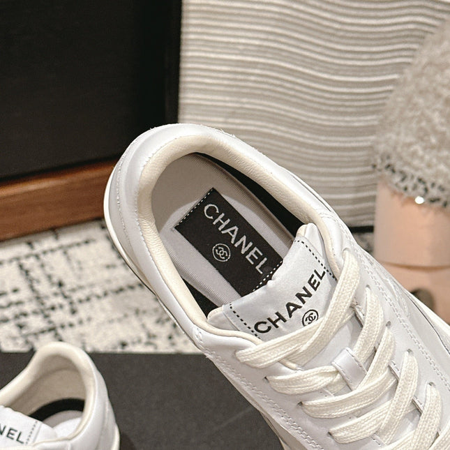 SNEAKER IN WHITE HAND-POLISHED CALFSKIN 977831