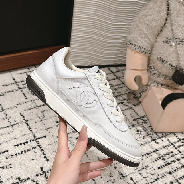 SNEAKER IN WHITE HAND-POLISHED CALFSKIN 977831