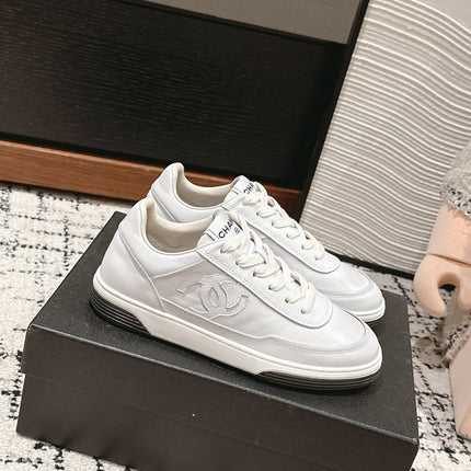 SNEAKER IN WHITE HAND-POLISHED CALFSKIN 977831