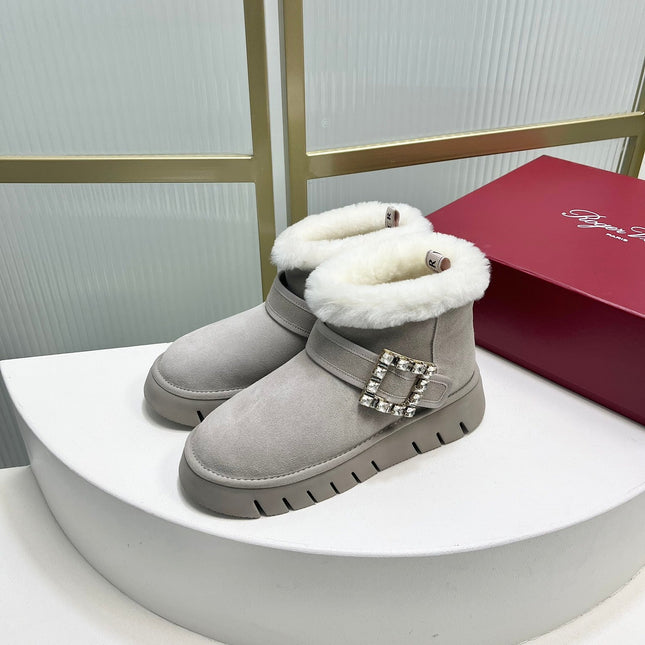 VIV’ WINTER FUR STRASS BUCKLE ANKLE BOOTS IN LIGHT GREY SUEDE