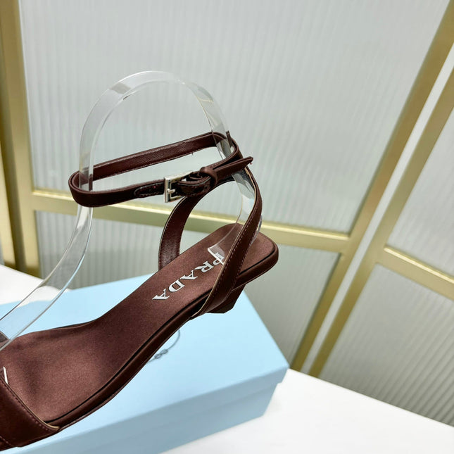 PRA TRIANGLE HEEL SATIN SANDALS BROWN