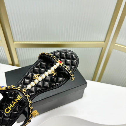 SANDALS PEARL CHAIN IN BLACK COWHIDE