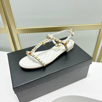 SANDALS PEARL CHAIN IN WHITE COWHIDE