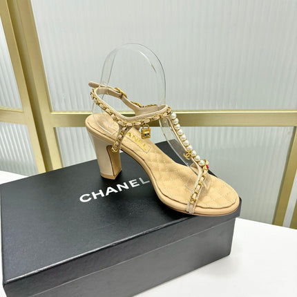 HIGH HEELS PEARL CHAIN IN BEIGE CREAM COWHIDE