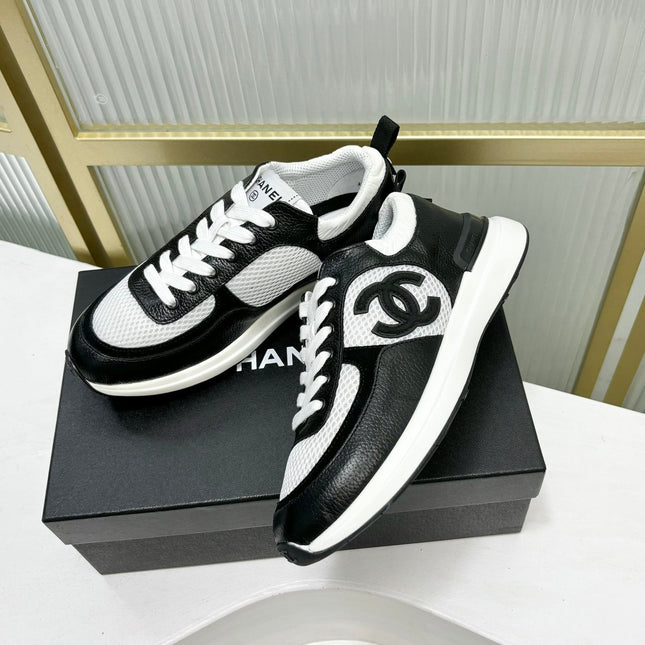 SNEAKER IN BLACK CALFSKIN AND GREY BREATHABLE MESH