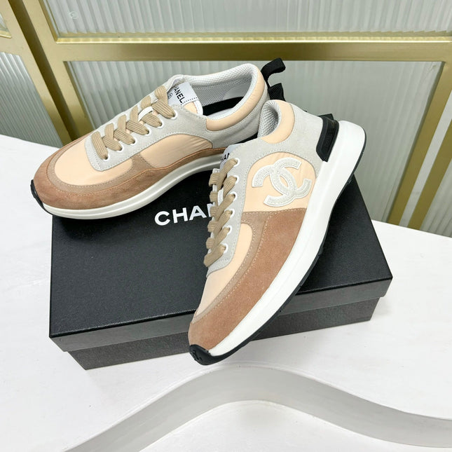 SNEAKER IN CAMEL BROWN MIX BISQUE CREAM SUEDE