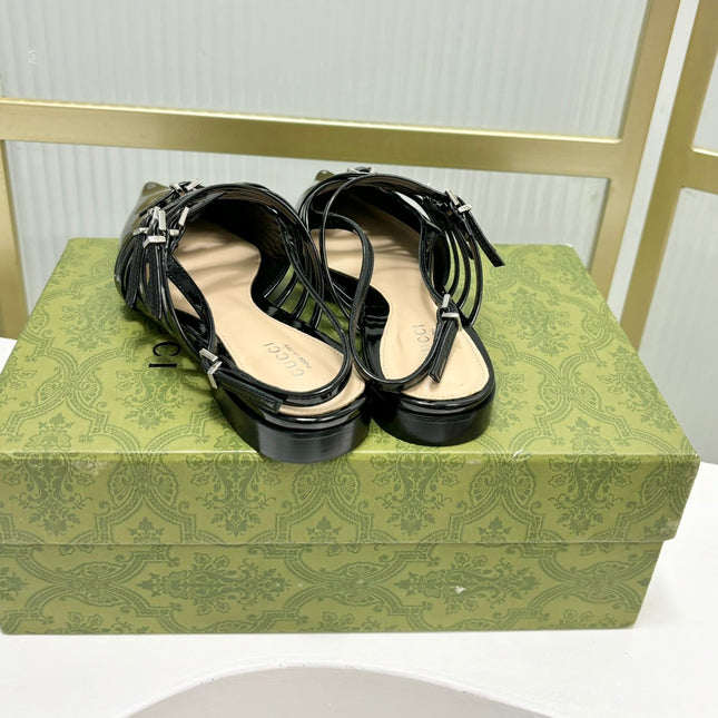 STRAPPY FLAT SLINGBACK IN BLACK GLOSSY CALFSKIN