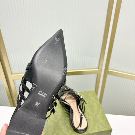 STRAPPY FLAT SLINGBACK IN BLACK GLOSSY CALFSKIN