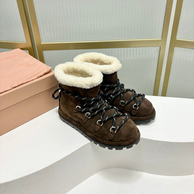 LACE-UP ANKLE BOOTS IN CHOCOLATE SUEDE AND FLEECE LINING