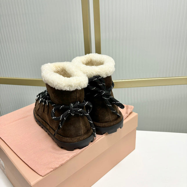 LACE-UP ANKLE BOOTS IN CHOCOLATE SUEDE AND FLEECE LINING