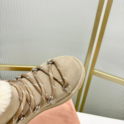 LACE-UP ANKLE BOOTS IN BEIGE SUEDE AND FLEECE LINING