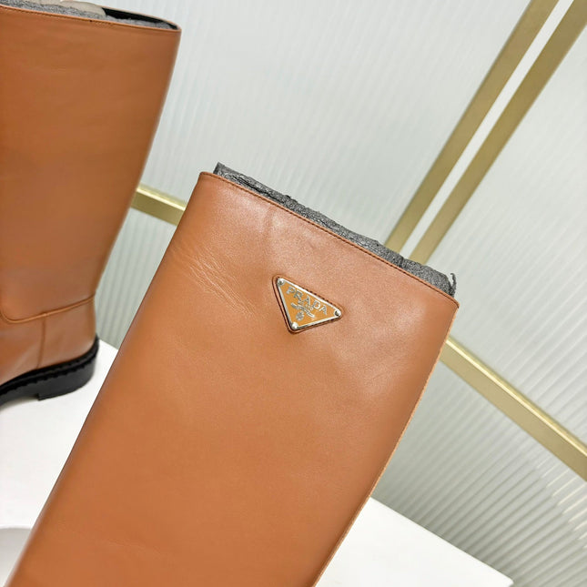 KNEE BOOTS WITH TRIANGLE LOGO IN CAMEL CALFSKIN