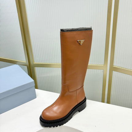 KNEE BOOTS WITH TRIANGLE LOGO IN CAMEL CALFSKIN