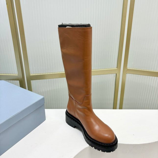 KNEE BOOTS WITH TRIANGLE LOGO IN CAMEL CALFSKIN