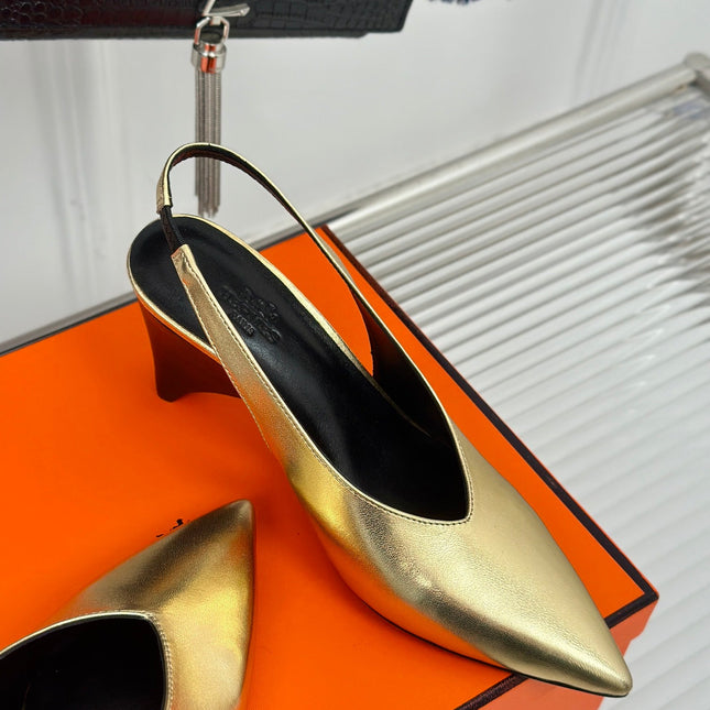 HIGH HEEL 75 MM POINTED- TOE SANDAL IN GOLD CALFSKIN