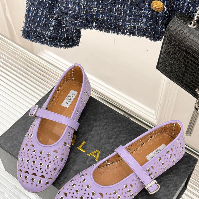 MARY JANE IN PASTEL GRAY CALFSKIN