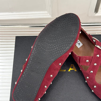 CROSSED STRAP BALLET FLATS IN BERRY RED SUEDE