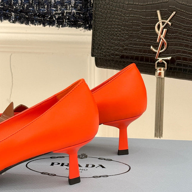 KITTEN HEEL PUMPS IN BROWN MIX ORANGE CALFSKIN