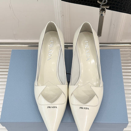 KITTEN HEEL PUMPS IN WHITE CALFSKIN