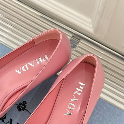 KITTEN HEEL PUMPS IN PINK MIX BLACK CALFSKIN