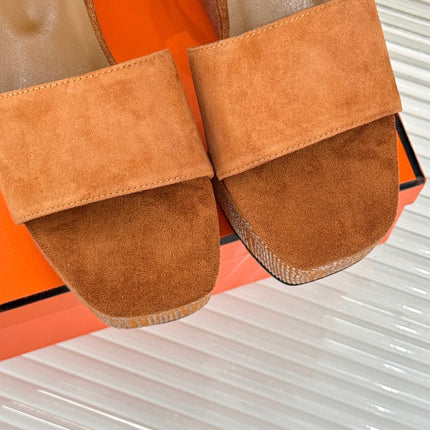 ILLUSION 35 SANDAL IN VIVID ORANGE SUEDE WITH RHINESTONE DETAILS