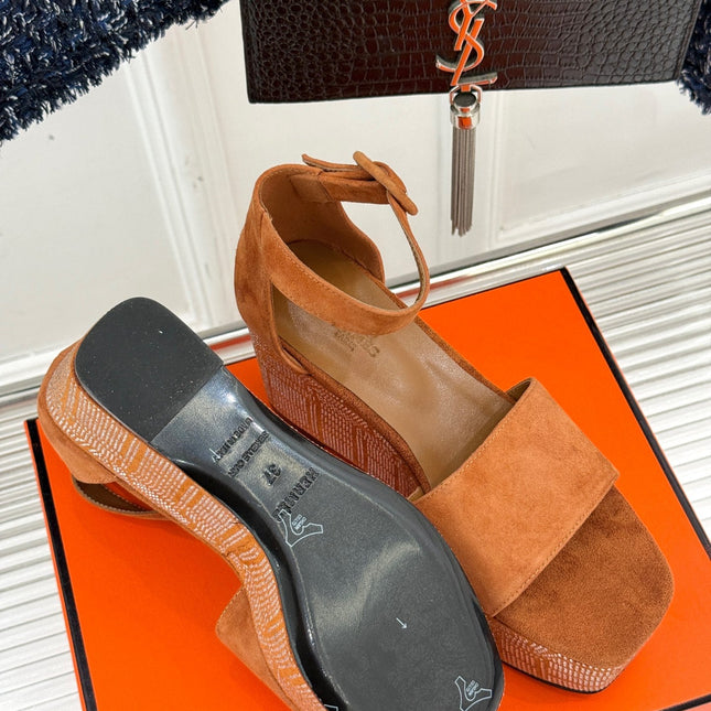 ILLUSION 35 SANDAL IN VIVID ORANGE SUEDE WITH RHINESTONE DETAILS