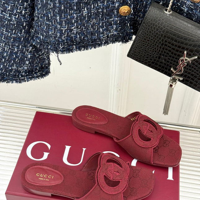 SLIDE SANDALS IN RED FABRIC EMBOSSED LOGO STYLE 4