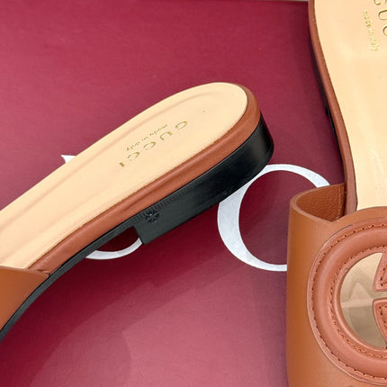 SLIDE SANDALS IN BROWN CALFSKIN