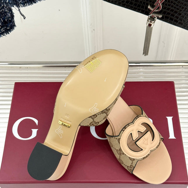 MID-HEEL MULE IN BEIGE CALFSKIN AND FABRIC