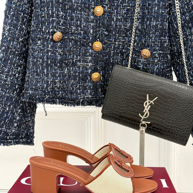 MID-HEEL MULE IN BROWN CALFSKIN AND CREAM WHITE FABRIC