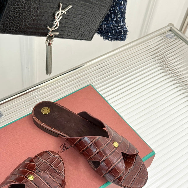 LP SANDALS 25S IN MAHOGANY RED LAMBSKIN SNAKE EMBOSSING