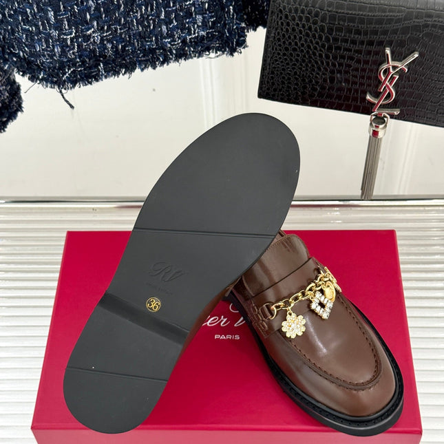 ROGER VIVIER 25S RANGERS CHAIN LOAFER IN BROWN CALFSKIN