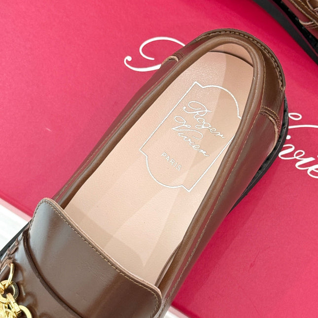 ROGER VIVIER 25S RANGERS CHAIN LOAFER IN BROWN CALFSKIN
